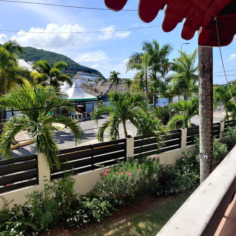 Fisherman'S Point Beach-Front Condomania Ocho Rios Exterior photo